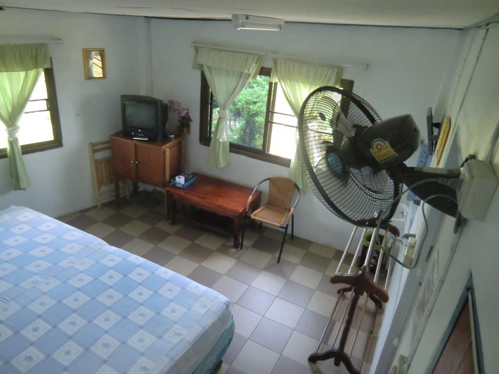 Residence House Trat Chambre photo